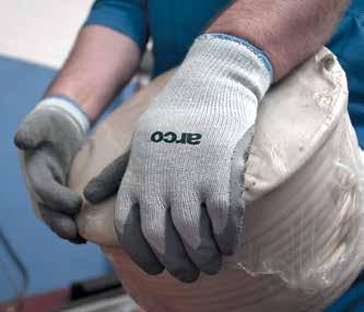 Extremely comfortable and dextrous glove. Latex crinkle coating ensures good grip in wet and dry conditions. Hi-Vis liner for superb visibility. Seamless liner for comfort.