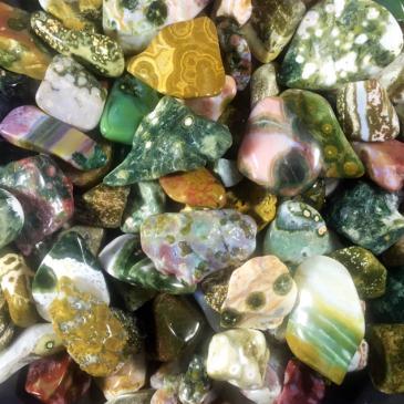 STONECUTTER'S CORNER - FEBRUARY 2016 OCEAN JASPER Ocean Jasper is a type of orbicular rhyolite that is characterized by variably colored orbs or spherical inclusions within host rocks of many colors,