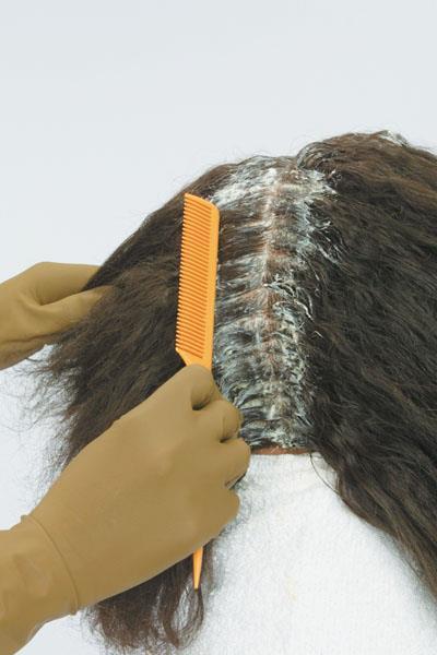 RETOUCH RELAXER THIS APPLICATION IS USED FOR HAIR THAT HAS HAD PREVIOUS CHEMICAL TEXTURE SERVICES. APPLICATION STARTS ¼ TO ½ INCH AWAY FROM SCALP AND INCLUDES NEW GROWTH ONLY.
