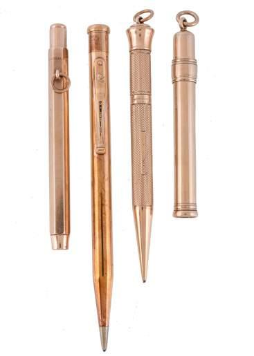 5cm long closed; together with three further pencils, all stamped 375, 74g gross 250-350 131 A 9 carat gold
