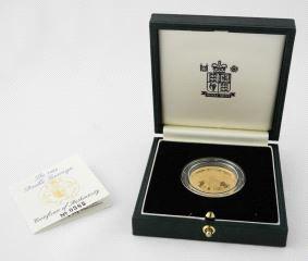697 698 699 Lot # 681 681 22K Gold 1993 Proof Five Pounds, 39.94g in case of issue with COA.