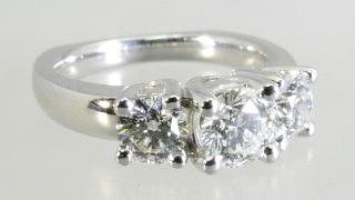 $4,500 - $5,500 463 18K Yellow and White Gold ring set with