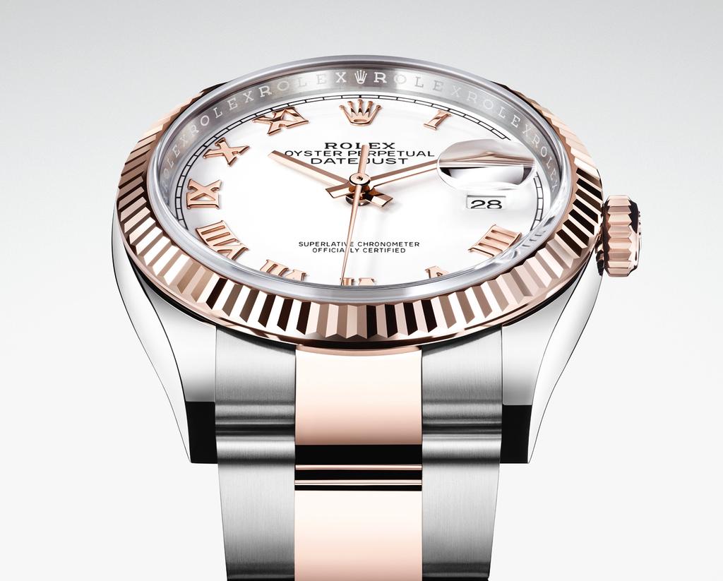 OYSTER PERPETUAL THE ARCHE OF THE CLASSIC WATCH Rolex is introducing the new generation of the Oyster Perpetual Datejust 36, in either Everose Rolesor (combining Oystersteel and 18 ct Everose gold)