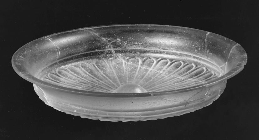 Fig. 24. Glass bowl with lotus ornament. Rim diameter: 17.5 cm. Photo from the Corning Museum of Glass. er has given the 6th century BC (Makharadze & Saginashvili 1999).