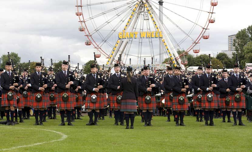 competitions, parades and public performances. Our Piper range of uniform products have been designed specifically for Pipe Bands providing quality, durability and comfort.