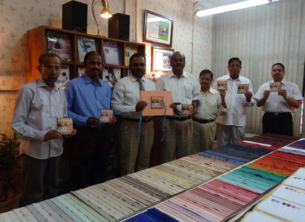 Release of CD version of LINEAPELLE Trends: A W 13/ 14 6 First from LINEAPELLE: Trends for Autumn Winter 13/14 season was released by Shri R Ramesh Kumar, IAS, Executive