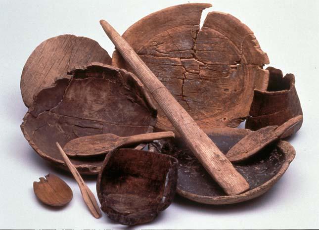 Vikings were skilled in making wooden objects, the bowls (below) have been turned on a lathe.