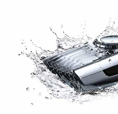 Gentle on Skin The shaver s multi-pivoting head adapts to the contours of your face by pivoting up and down as well as left and right so you have an excellent shave regardless of the shape of your