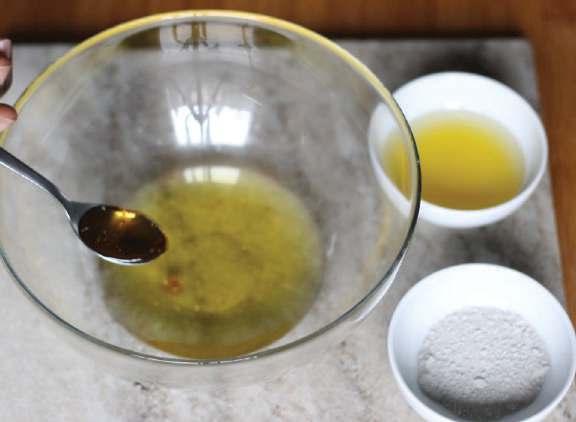 Almond oil / EO: Geranium & Lavender Oily Skin CO: Neem & Sunflower / EO: Lavender & Tea CO= Carrier oil,