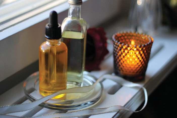 5 INGREDIENT FACE OIL The list of oils that you can use for your face is endless.