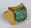 EMERALD SET IN A 14K GOLD RING Size 7 1/4.