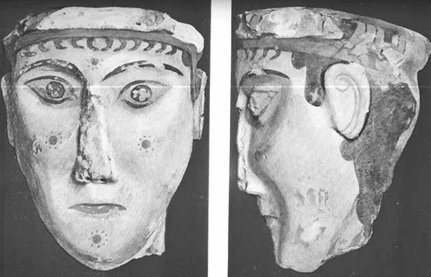 258 Tina Boloti Fig. 11.16: Mycenae, acropolis. The female plastered head. After Τσούντας 1902, pl. 1. Fig. 11.17: Pylos. The so-called White goddess. After Lang 1969, pl. 127.