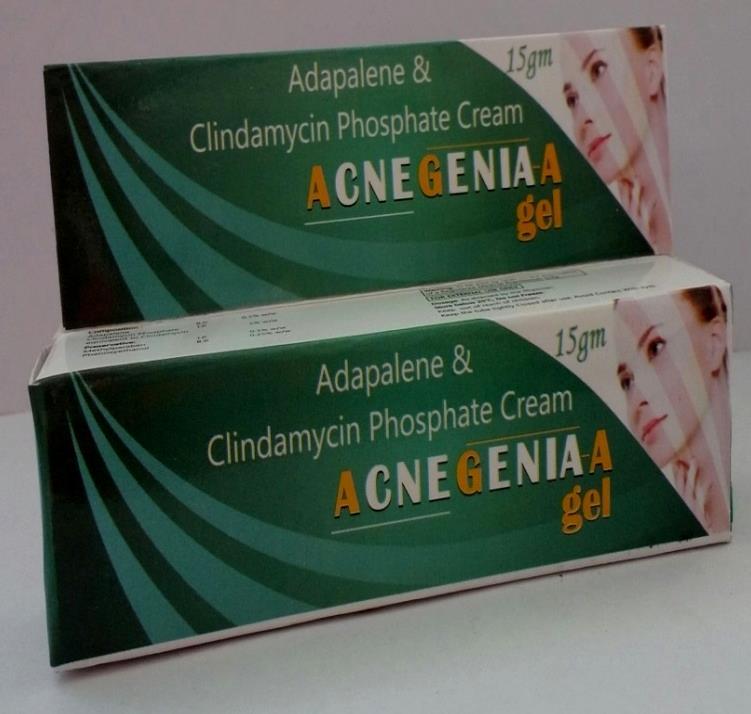 Gel / Cream Adapalene Clindamycin phosphate Controls