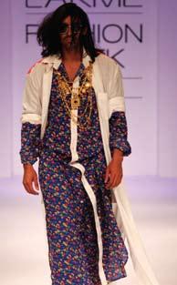 Megha Garg showed a theatrical collection inspired from the mystic concept of aura while keeping a wearable extended range of the collection for the look book.