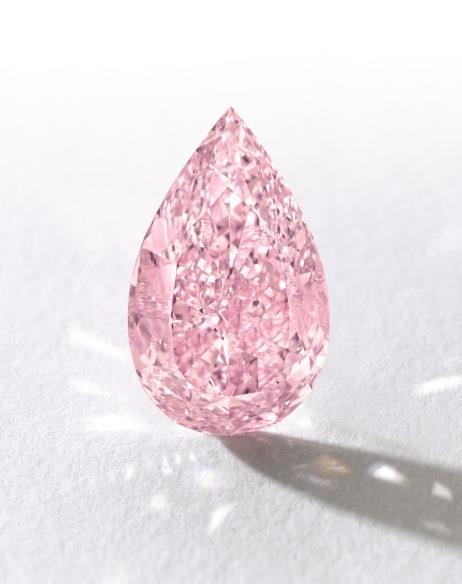 Evoking a sense of romance and femininity, this pear-shaped 6.59-carat fancy intense purple-pink, internally flawless diamond is set to enrich any judicious jewellery collection.