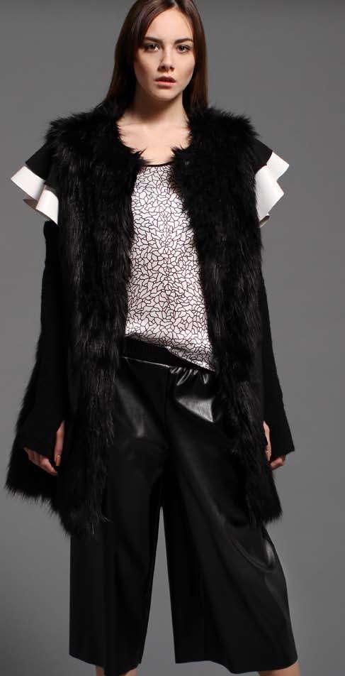 faux fur waistcoat xgl5156c1 frilled sleeve top in