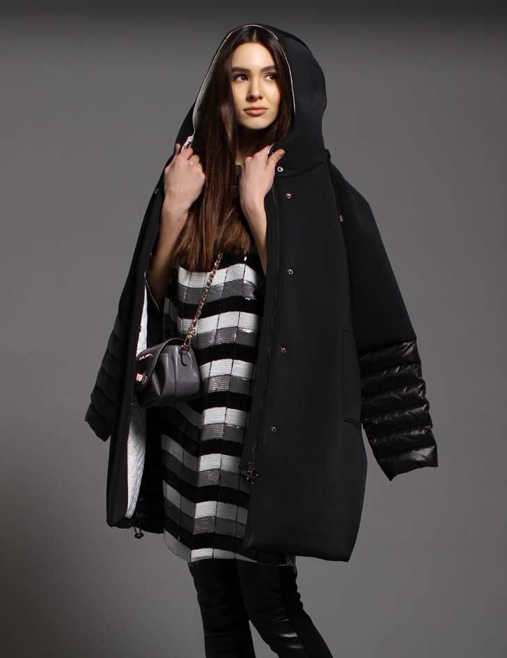 mid-length nylon coat with down and feather filling.