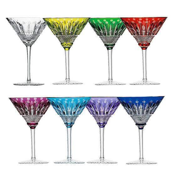 FESTIVITIES BY SAINT LOUIS TOMMY MARTINI SHAKEN OR STIRRED? WITH GIN OR VODKA? JEWEL COLOURS, CLASSICAL SHAPE, AND EMBEMATIC CUT FOR THE PERFECT COCKTAIL GLASS. CHARTREUSE $ 840.00 GREEN $ 840.