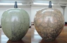The largest: H: 14 cm - 5.5 ' L: 47 cm - 18.5 ' 1074 THREE RAKU JARS SIGNED PARENT Three raku ceramic vases done, signed Parent. The biggest: H: 30 cm - 11.