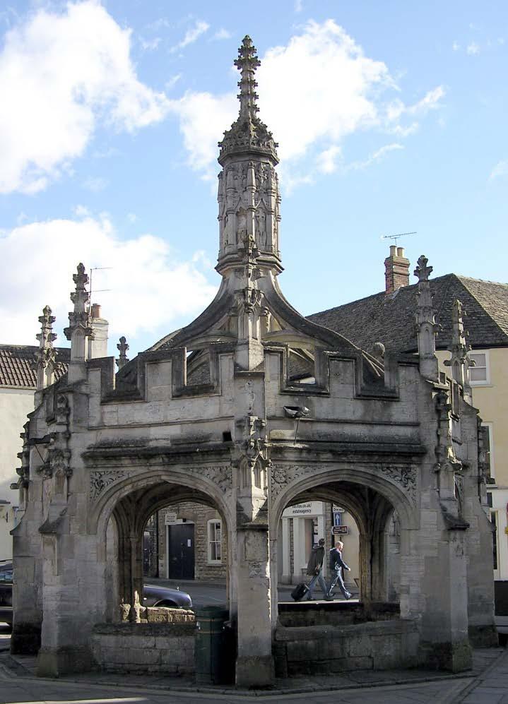 a new market was instituted, presumably the area round the market cross, which is itself of c. 1500 (photograph by Adrian Pingstone, as above).