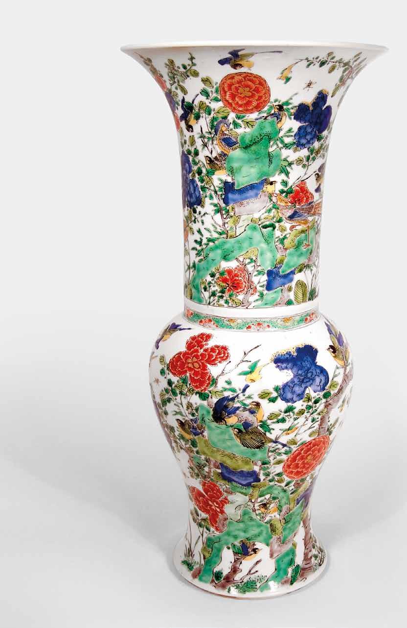 6. Chinese Famille Verte Porcelain Yenyen Vase KANGXI PERIOD, AD 1662-1722 Superbly decorated
