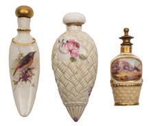622 Three Worcester porcelain scent bottles and stoppers comprising a Grainger & Co.