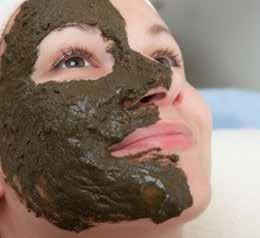 Sensitive Healing Mask This natural mask is perfect for sensitive skin. For a sunburn, add an additional cup of distilled water to mixture and use the liquid to ease the sting of sunburn.