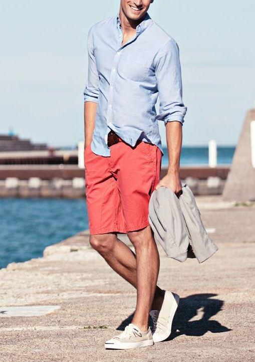 Chapter 4: Five Principles for Hot Weather Clothing Summer always comes with a relaxed and laid-back vibe.