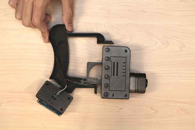 Add Handle to Enclosure Position the dhp-bottom-handle.