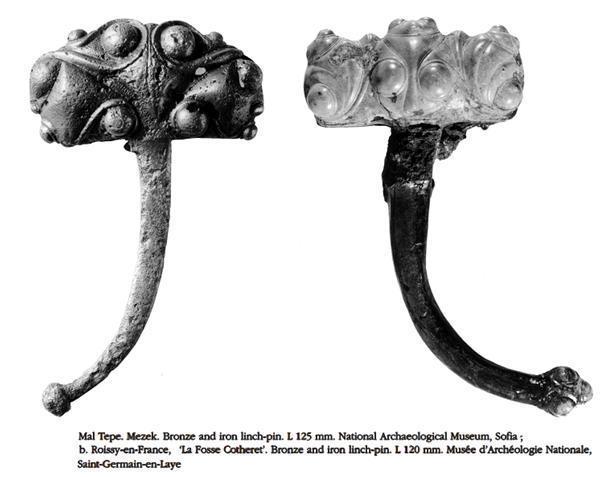 Also among the Balkan Celts, one of the largest groups of objects executed in the Plastic Metamorphosis style are the chariot fittings discovered at the Celtic burial at the tholos tomb of Mal Tepe,