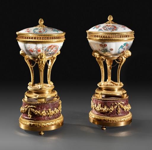 Pair of Incense Burners Japanese porcelain, 18 th century Bélanger, ca.