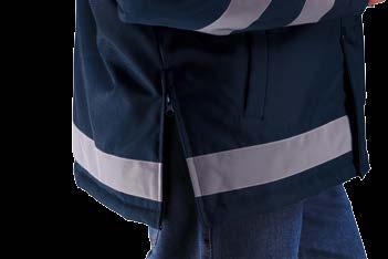 100% Polyester outer with water-resistant finish Zip-off padded
