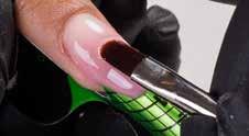 Builder Gel Clear and cure the nails in the UV lamp.