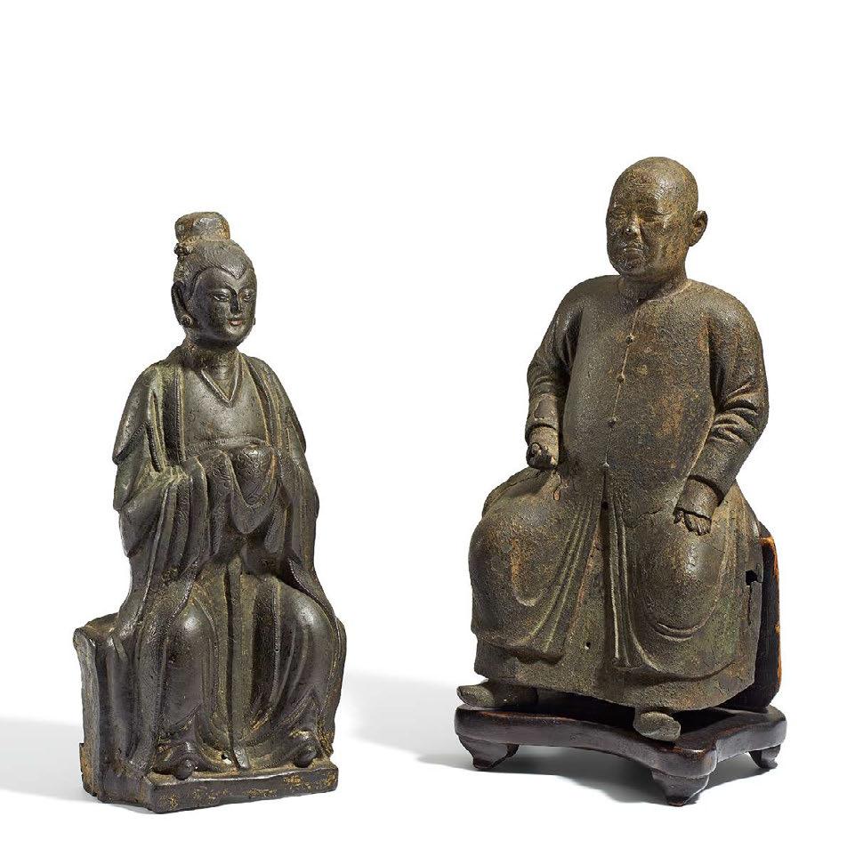 2044 SITTING BUDAI. SITZENDER BUDAI. China. Ming/Qing dynasty. Bronze with dark patina and residue of laquer gilding.