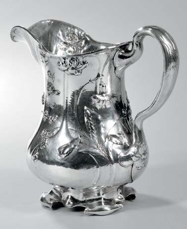 kettle-on-stand ht. 13 in., approx. 133.2 troy oz.