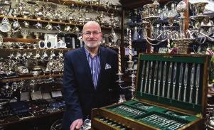 11 STEVEN LINDEN Chairman London Silver Vaults Association Midtown offers a touch of class.