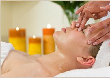 The combination of stimulating facial massage techniques rejuvenate the skin and add moisture and elasticity to the skin surface.
