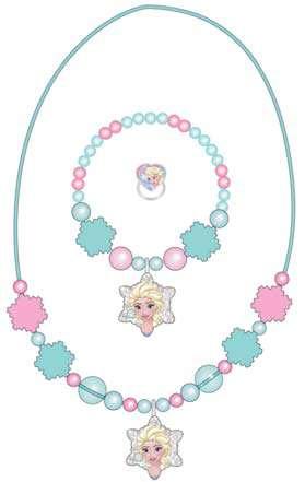 3 PIECE JEWELLERY SETS This value set with matching beaded necklace,