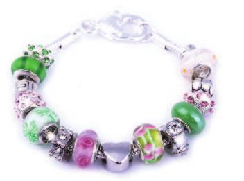 Bracelet with glass beads and crystal