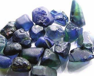 Sapphire crystal habits of different locations Kashmir The crystals are mostly spindleshaped hexagonal bipyramids of light blue colour with deep blue tips and partial corroded surfaces.