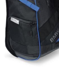Functional and spacious: - Large main compartment -> lots of storage space - Ventilated wet/dry compartment -> optimal transport of wet textiles or shoes - Side pocket for water bottle and small