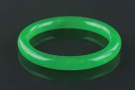 translucent apple green tone, rounded edge with fine polished finish; wooden stand not included; D: 6.