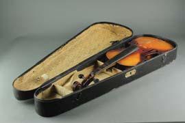 00 498 Old Violin w/ Bow & Case Signed Antonio STRADIVARI Old violin with