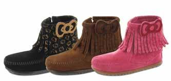 7-4 Metal Accent Sporty 2600K 2602K 2605K CHILDREN'S MINNETONKA FOR HELLO KITTY FRINGE BOOT A super cute suede style featuring the iconic Hello Kitty decorative bow.