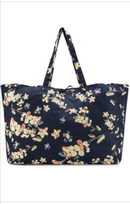 material - Spacious main compartment - Twin shoulder straps - Dimensions: H15 x W4