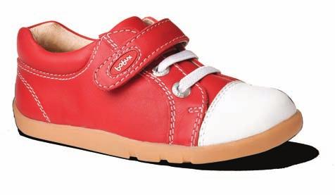 polar cap casual trainer Innovative splashtex leather on the toe provides protection from scuffing in a range of lollipop colours for boys and girls.