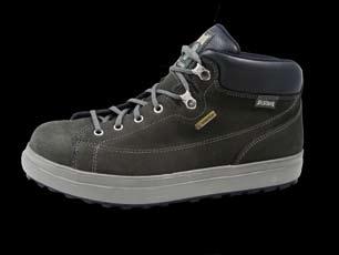 Urban Travel Medium high boot for all seasons. Suitable for youth ans adult.