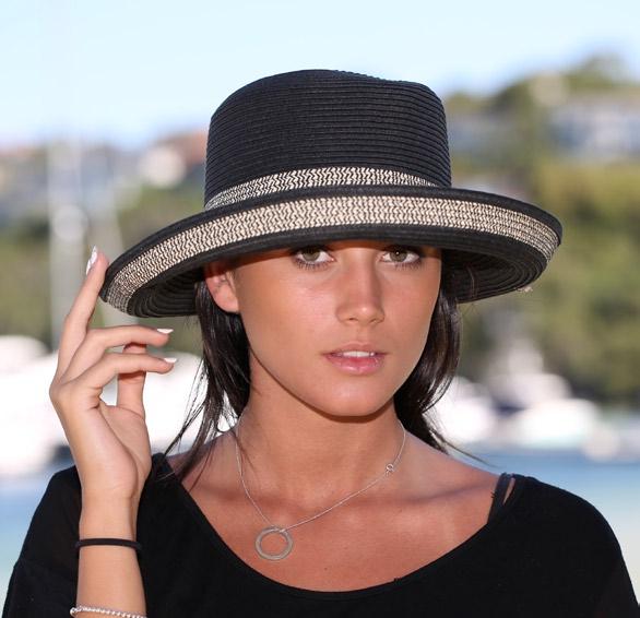 Trés Chic Breton #EBD162 Natural fibre braid Breton style hat with contrasting colour