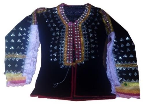 Table 2: Complete sinipak costumery for women (1) Sinipak (2) Gonob The long sleeve black cloth is of