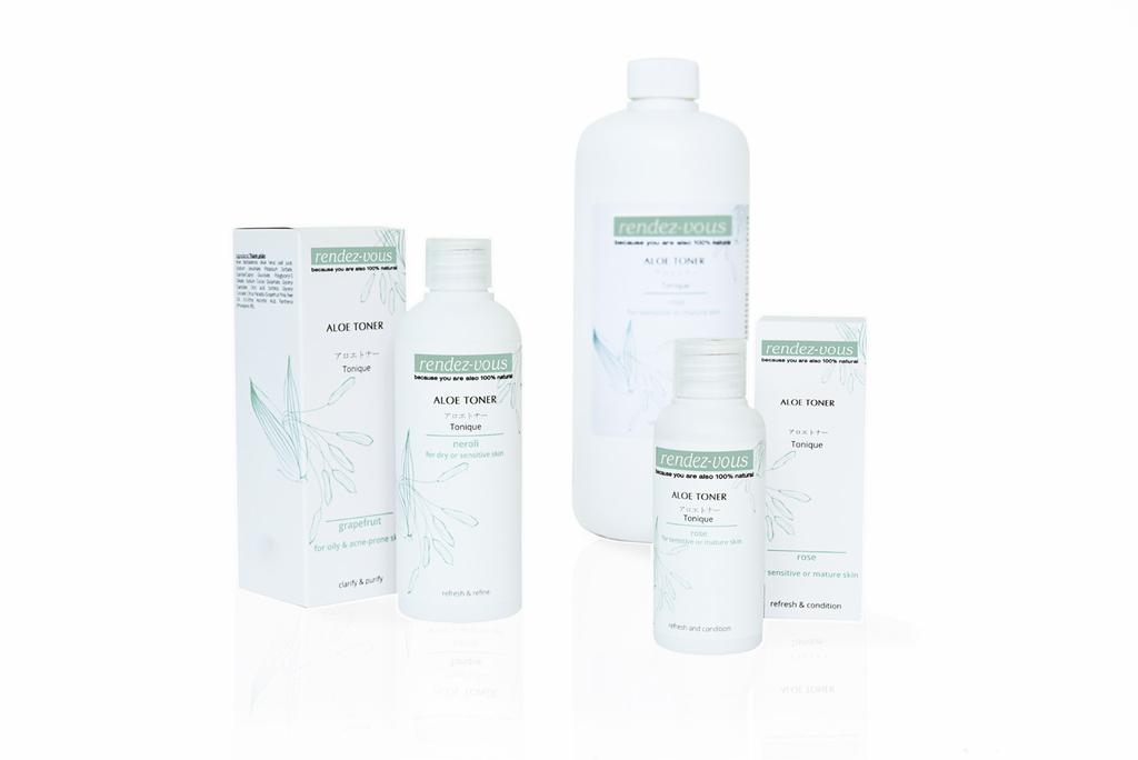 ALOE TONER rendez-vous Aloe Toners remove the last traces of makeup that your cleanser may have left behind.